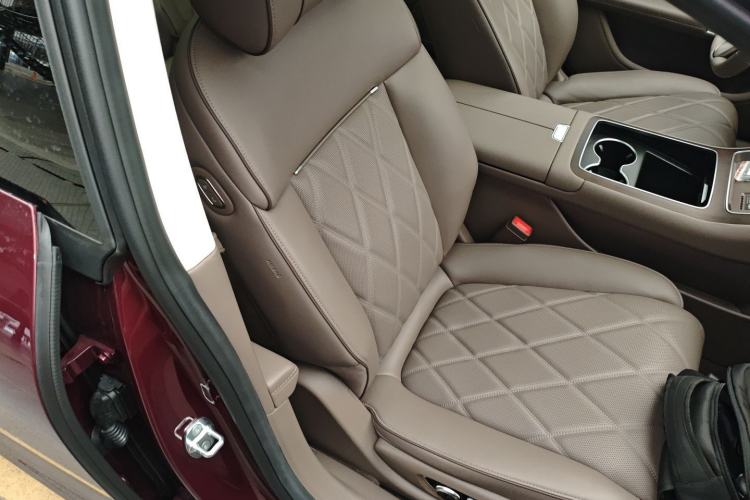 Used Hima Stelato S9 2025 Extended-Range Max+ Right Front Seat