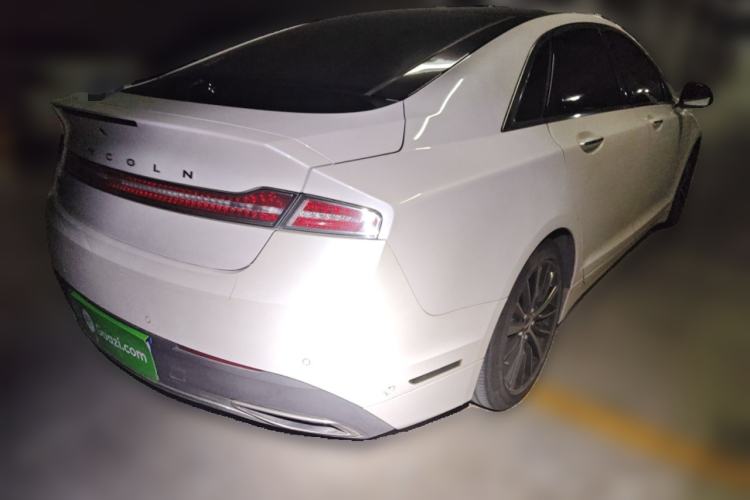 Used Lincoln MKZ 2017 2.0T Luxury Edition Rear Right 45 Deg