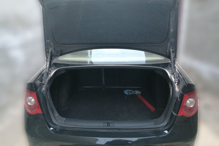 Used Volkswagen Sagitar 2010 1.4 TSI Automatic Luxury Model
