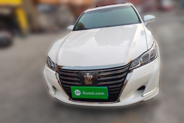 Used Toyota Crown 2018 2.0T Fashion Edition
