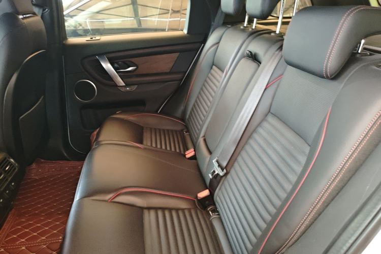 Used Land Rover Discovery Sport New Energy 2021 P300e Performance Tech Edition Left Rear Seat