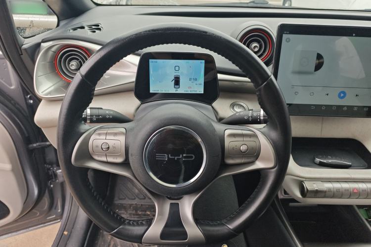 Used BYD Dolphin 2021 405 km Fashion Edition