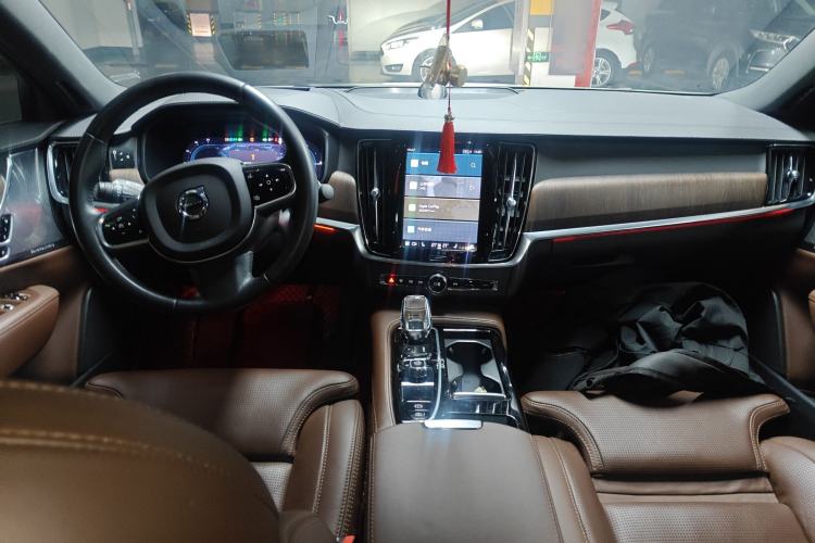 Used Volvo S90 New Energy 2022 T8 eDrive Hybrid Luxury Edition
