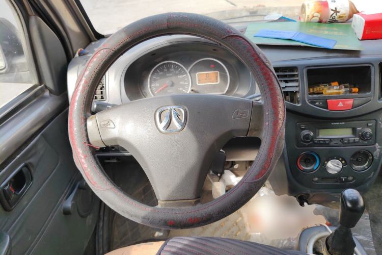 Used BAIC Weiwang 306 2011 1.3L luxury version 8 seats

