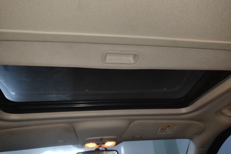 Used Jeep Compass 2014 2.0L two-wheel drive luxury version