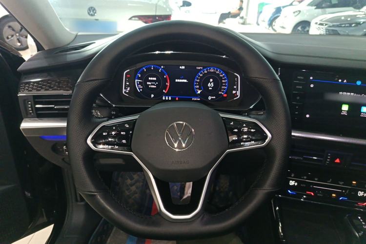 Used Volkswagen Passat 2023 330TSI Luxury Edition
