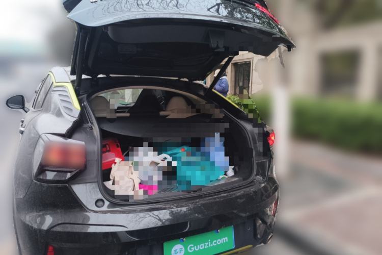 Used Lynk & Co 05 2020 2.0TD Two-Wheel Drive Shine Halo