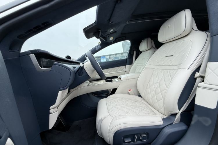 Used Nio ET9 2025 100kWh Signature Edition
