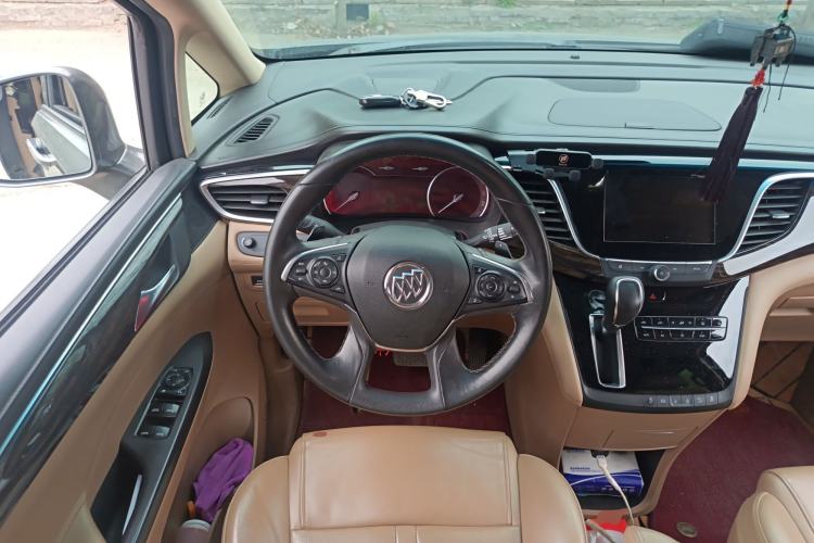 Used Buick GL8 2017 ES 28T Flagship Model China V Standard
