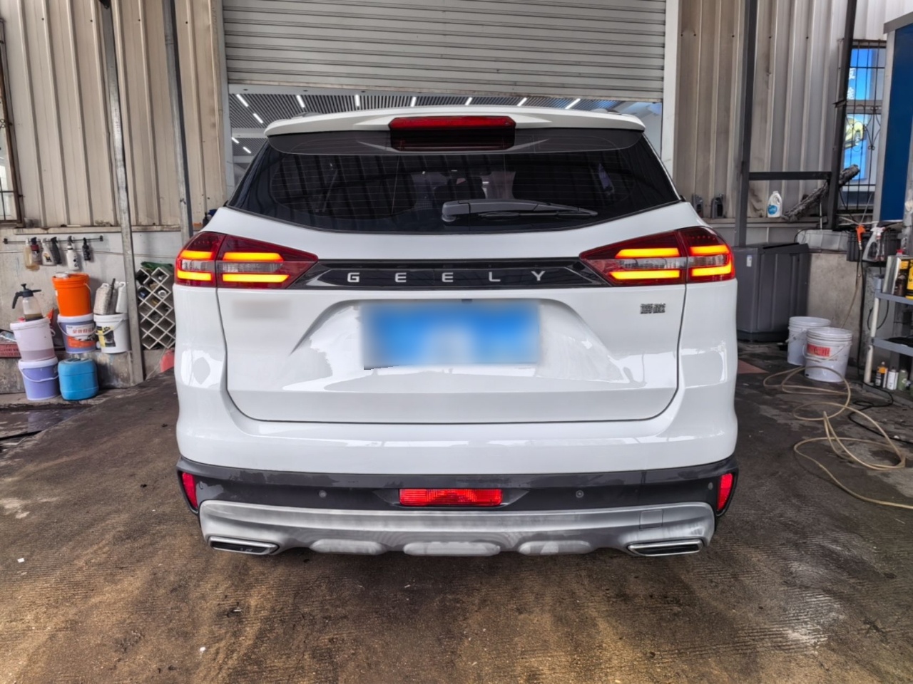 Geely Auto Emgrand X7 Sport 2022 1.8TD DCT Zhiya Trim — снимка 5