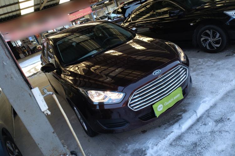 Used Ford Escort 2019 Revised 1.5L Automatic ZhiXiang Version China VI Standard
