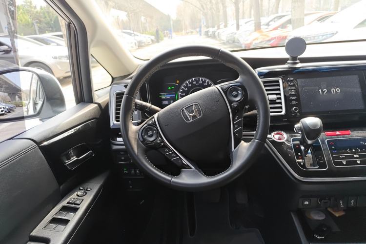 Used Honda Elysion 2019 2.0L Hybrid Supreme Edition