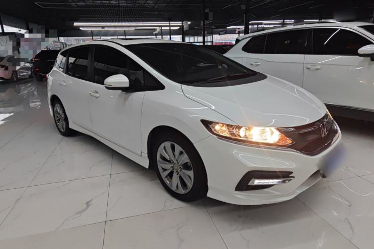 Used Honda Jade 2017 1.8L automatic Comfort version 5 seats
