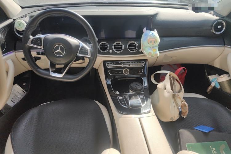 Used Mercedes-Benz E-Class 2016 E 300 L Sporty and Stylish Model
