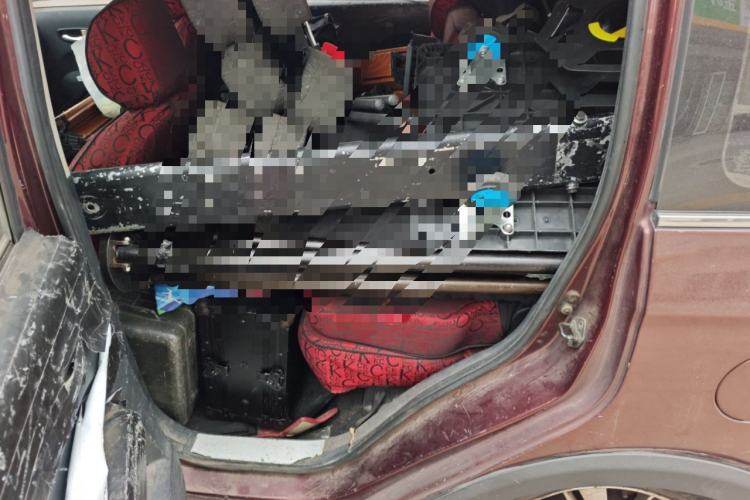 Used CHANGAN OSHAN Olisway 2014 X6 1.4L Manual Luxury Model
