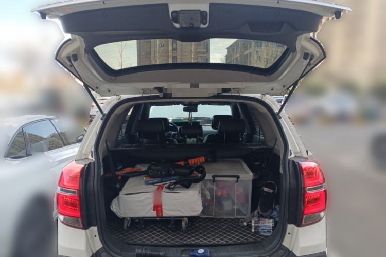 Used Chevrolet Captiva 2017 2.4L 4x4 Flagship Edition 7-Seater