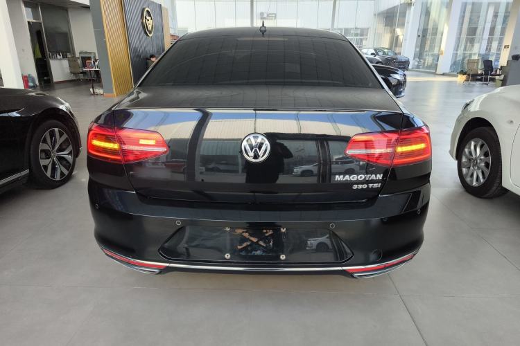 Used Volkswagen Magotan 2019 330TSI DSG Luxury Version China VI Standard