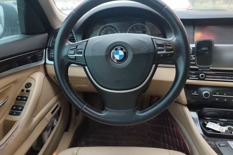 Used BMW 5 Series 2012 523Li Luxury Model