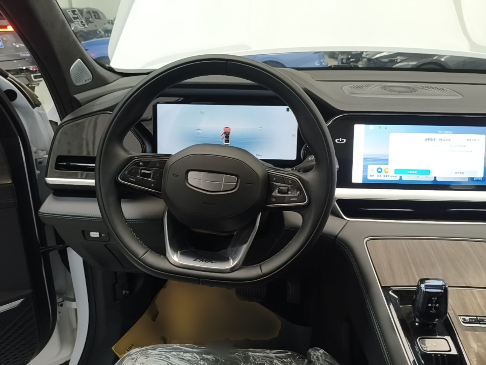 Geely Auto Monjaro L 2025 Dongfang Yao 2.0TD Automatic Jinzhao Edition — снимка 13