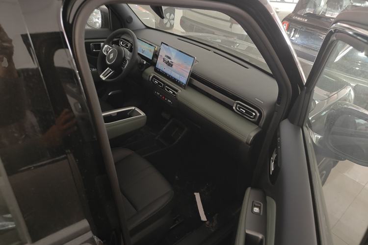 Used Baojun Spark EUV 2026 Model 401km Flagship Edition
