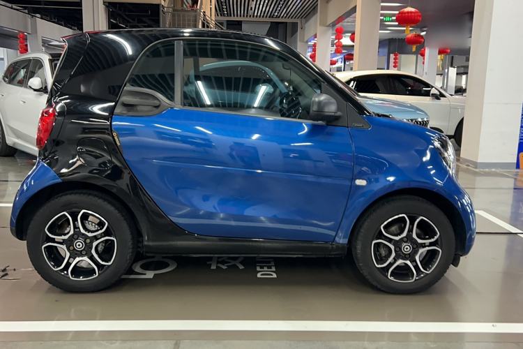Used smart fortwo 2018 0.9T 66kW Hardtop Pioneer Edition China V Emission Standard Exterior 2