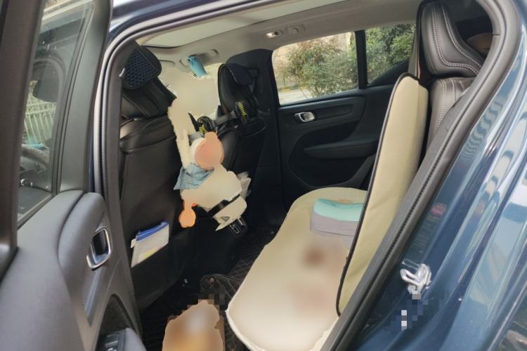 Used Volvo XC40 2020 T4 Four-Wheel Drive Smart Luxury Edition Left Rear Seat