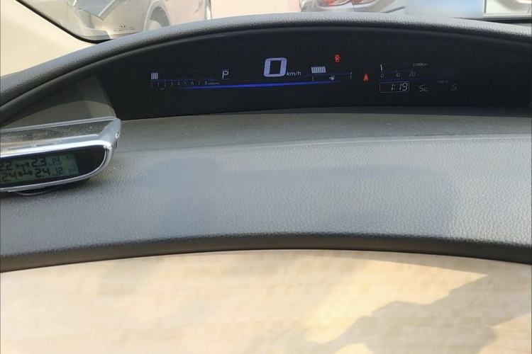 Used Honda Jade 2014 1.8L Automatic Comfort Elite Version 5 Seats