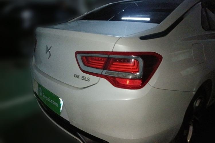 Used DS 5LS 2014 1.6T Luxury Edition THP160