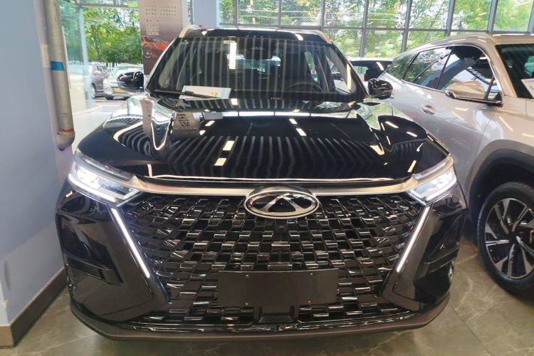 Used Chery Tiggo 8 PRO 2025 290T Two-Wheel-Drive Luxury Edition
