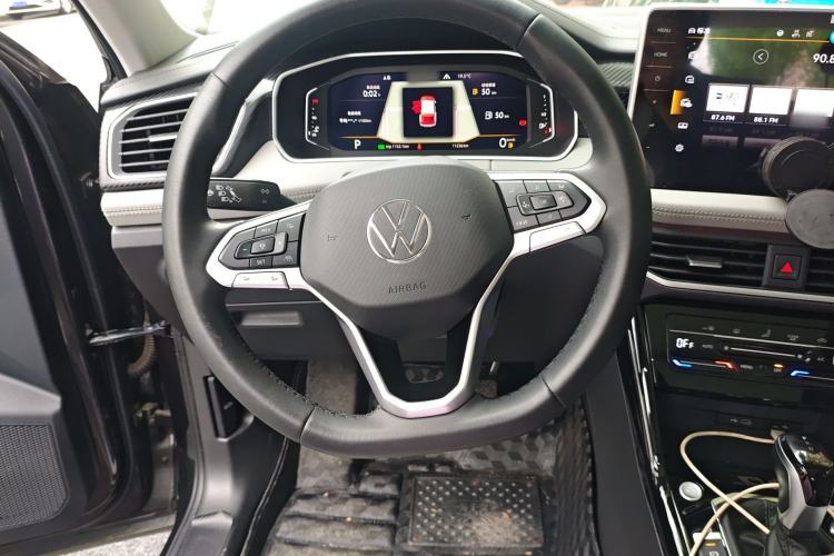 Used Volkswagen Tayron 2024 330TSI Two-Wheel Drive Luxury Plus Advanced Version Steering Wheel