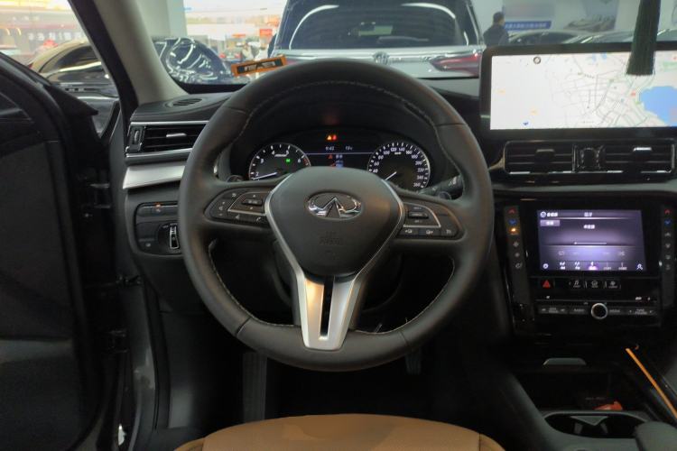 Used Infiniti QX50 2026 Model 2.0T Two-Wheel-Drive Navigation Edition
