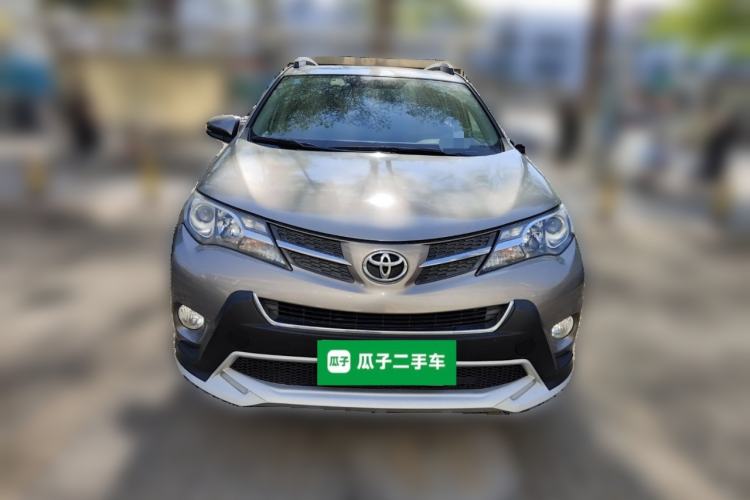 Used Toyota RAV4 2015 2.0L CVT Two-Wheel Drive Fashion Edition
