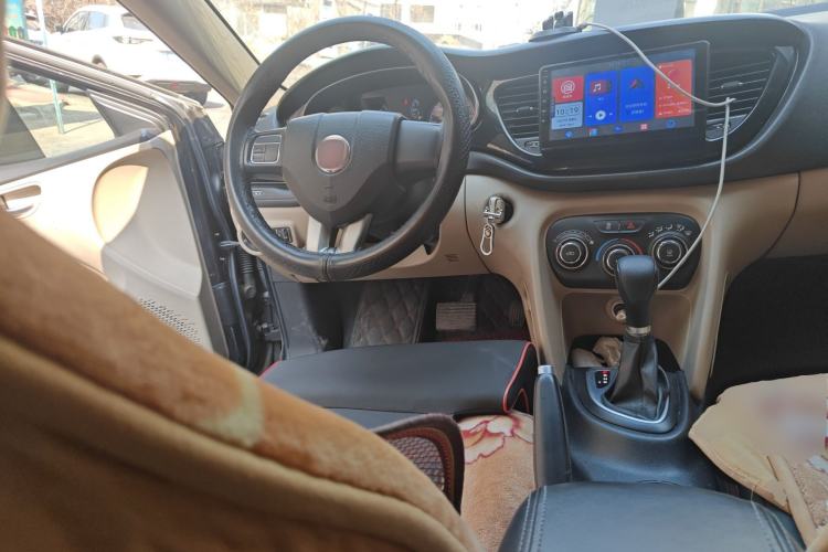 Used Fiat Viaggio 2012 1.4T Automatic Enjoyment Edition Steering Wheel