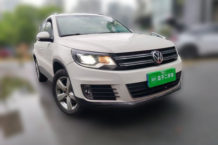 Used Volkswagen Tiguan 2013 1.8 TSI Automatic Two-Wheel Drive Comfort Edition Front Right 45 Deg