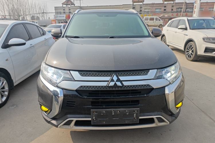Used Mitsubishi Outlander 2019 2.0L Two-Wheel Drive Comfort Edition 5 Seats China V Standard
