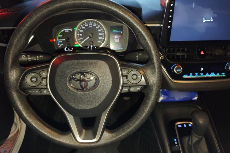 Used Toyota Levin 2022 Dual-Motor 1.8H E-CVT Leading Edition
