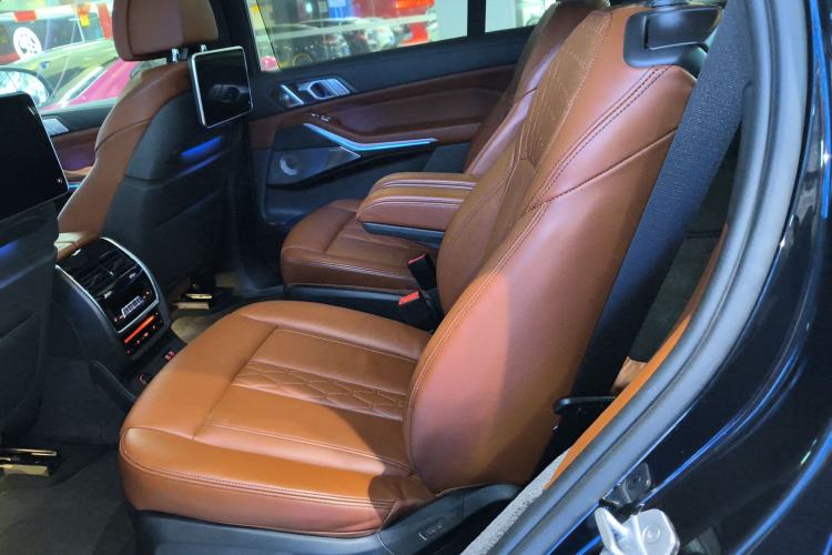 Used BMW X7 2019 xDrive40i Executive Model M Sport Package