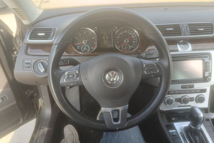 Used Volkswagen Magotan 2012 Travel Edition 2.0 TSI Comfort Version
