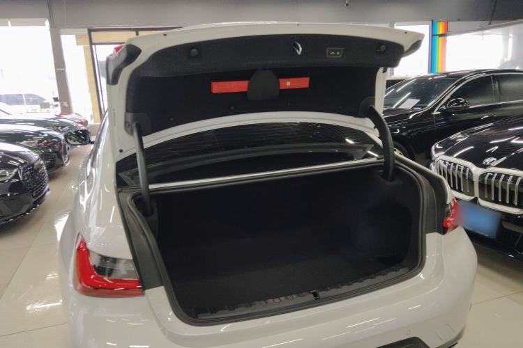 Used BMW 3 Series 2025 330Li M Sport Shadowline Package