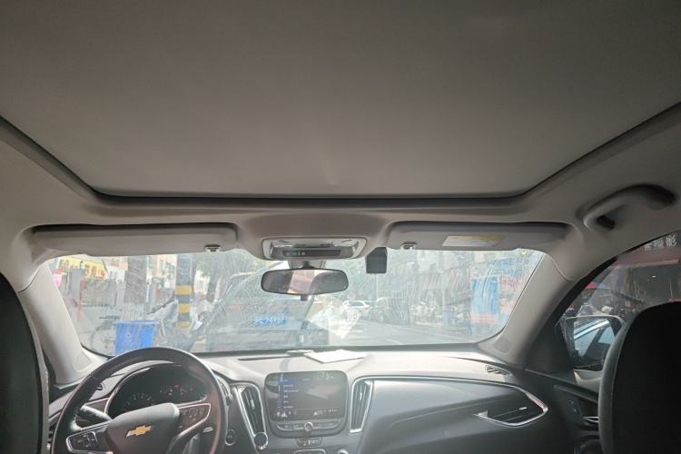 Used Chevrolet Malibu XL 2022 535T Automatic Sport Edition Headliner