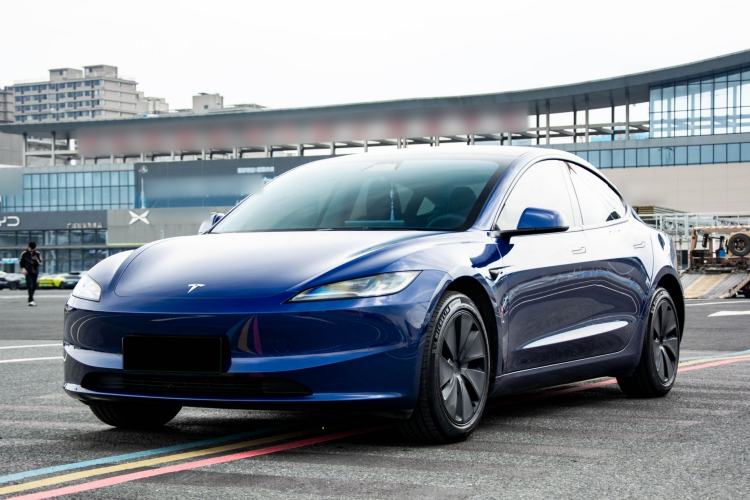 Used Tesla Model 3 2023 Rear-Wheel-Drive Version Exterior 1