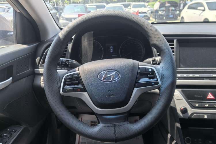 Used Hyundai Elantra (6th Generation / Lingdong) 2016 1.6L Automatic ZhiXuan – Elite Version