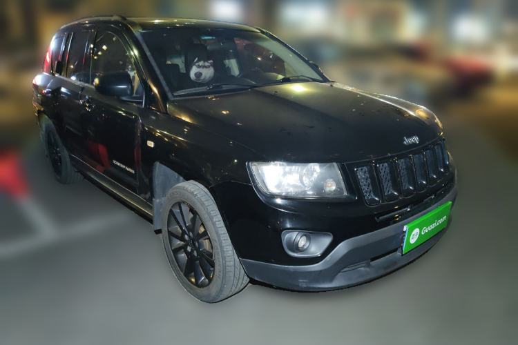 Used Jeep Compass 2013 2.0L Two-Wheel Drive Black Luxury Edition

