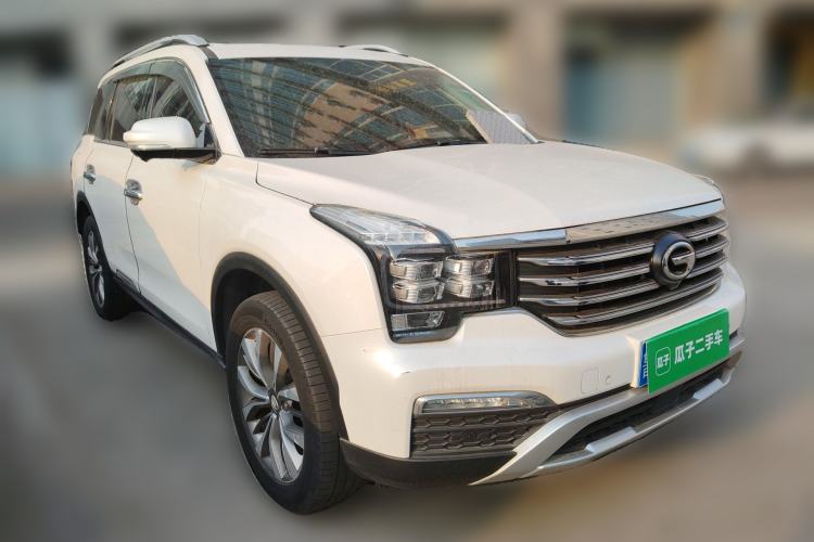 Used GAC Trumpchi GS8 2017 320T Two-Wheel Drive Luxury Smart Connectivity Version (7 Seats) Front Right 45 Deg