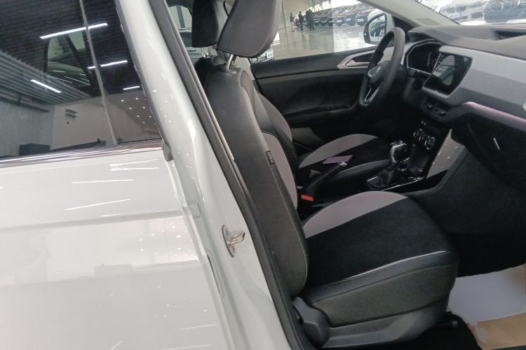 Used Volkswagen Tacqua 2023 200TSI DSG Joy-Connect Edition
