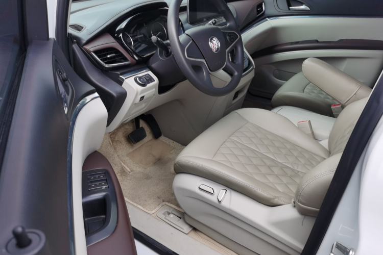 Used Buick GL8 2021 Land Cruiser Executive Class 652T Comfort Model Driver Seat