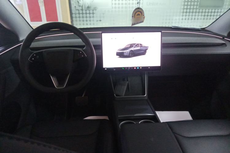 Used Tesla Model Y 2025 Rear-Wheel-Drive Version