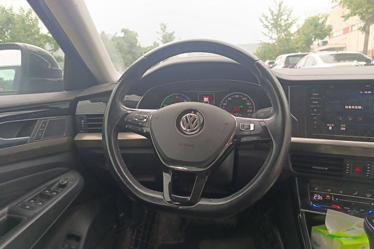 Used Volkswagen Passat New Energy 2020 430 PHEV Hybrid Elite Edition China VI Standard Steering Wheel