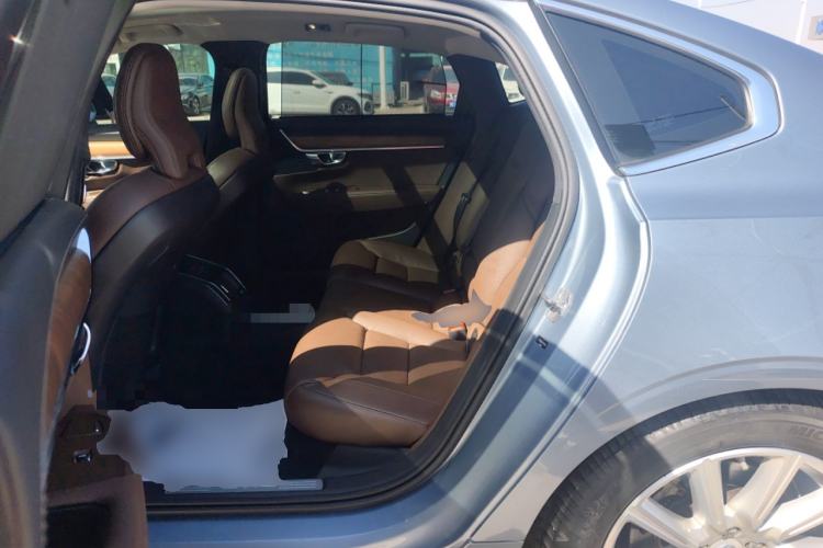 Used Volvo S90 2020 Facelift T5 Smart & Luxurious Edition