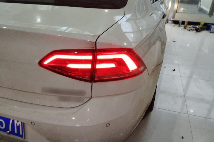 Used Volkswagen Lamando 2018 280TSI DSG Comfort Edition
